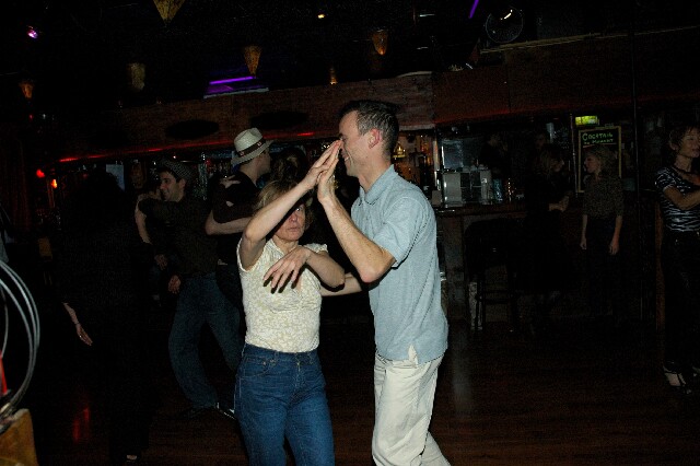 min 2005 12 18 sharkys 164